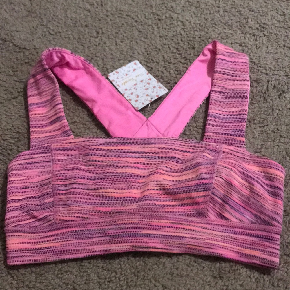 *Feature* NWT Free People Roll Out Bra🌸Army Pink